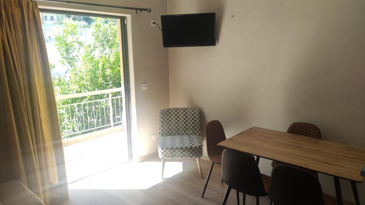 Vasileiou Apartments Камена-Вурла Екстер'єр фото